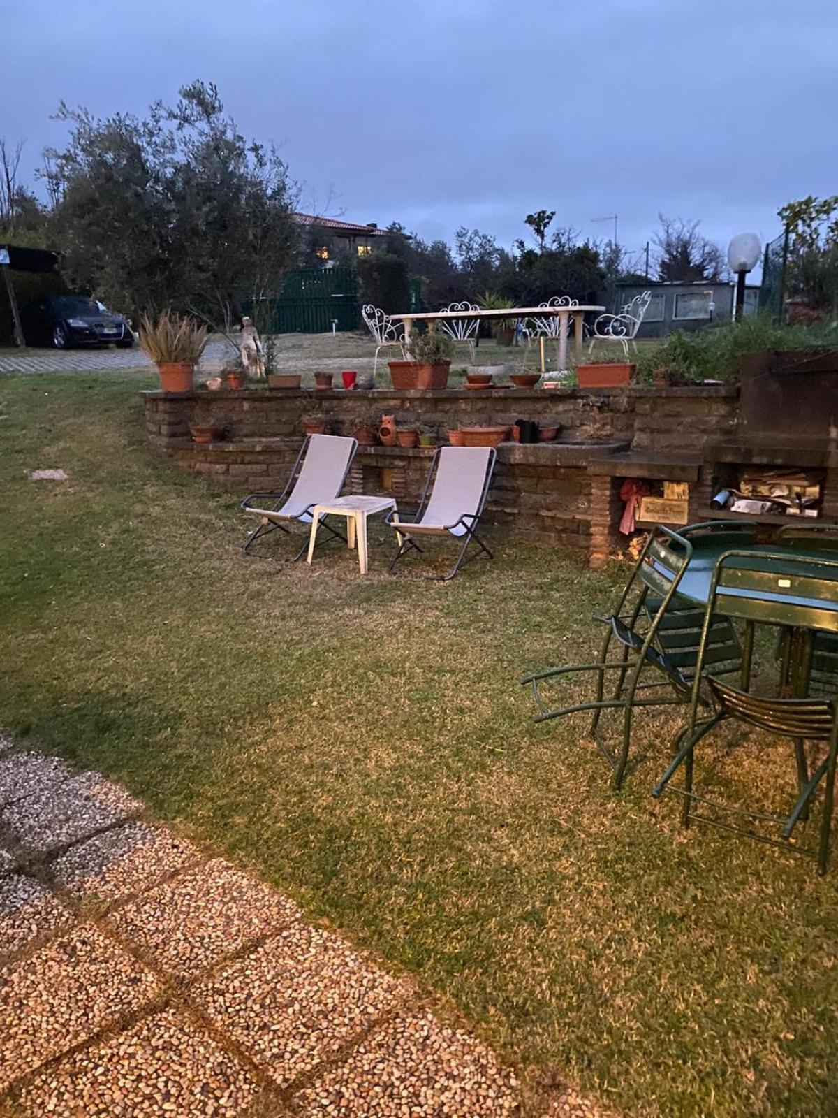 לינה וארוחת בוקר ויטרבו La Finestra Di Umberto Vicino Al Centro Con Parcheggio Privato מראה חיצוני תמונה